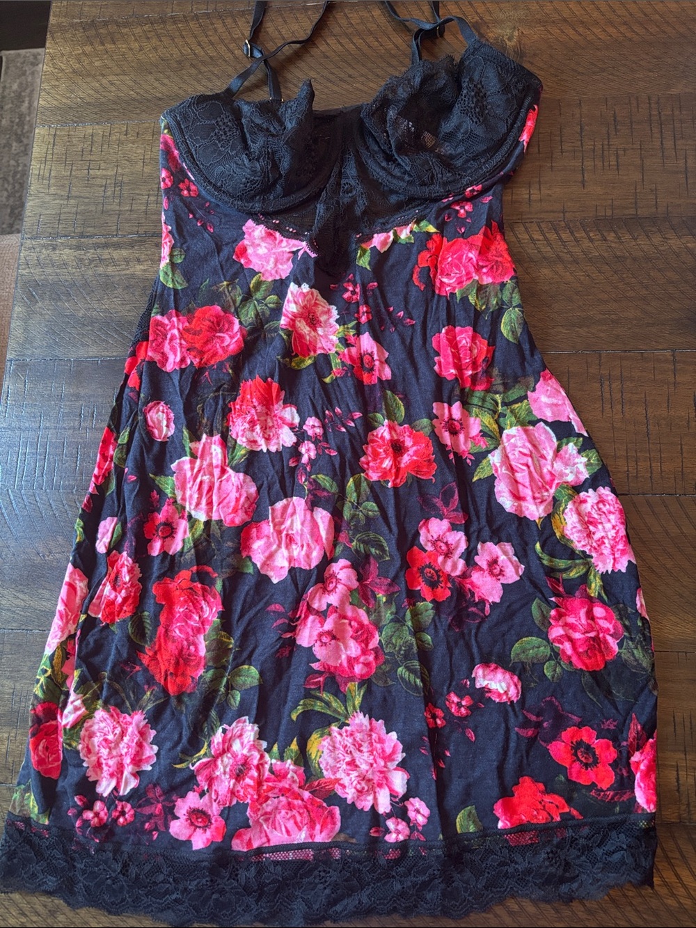 NWT Small Victoria’s SecretBlack Floral Lace Slip Dress with Built-In Bra